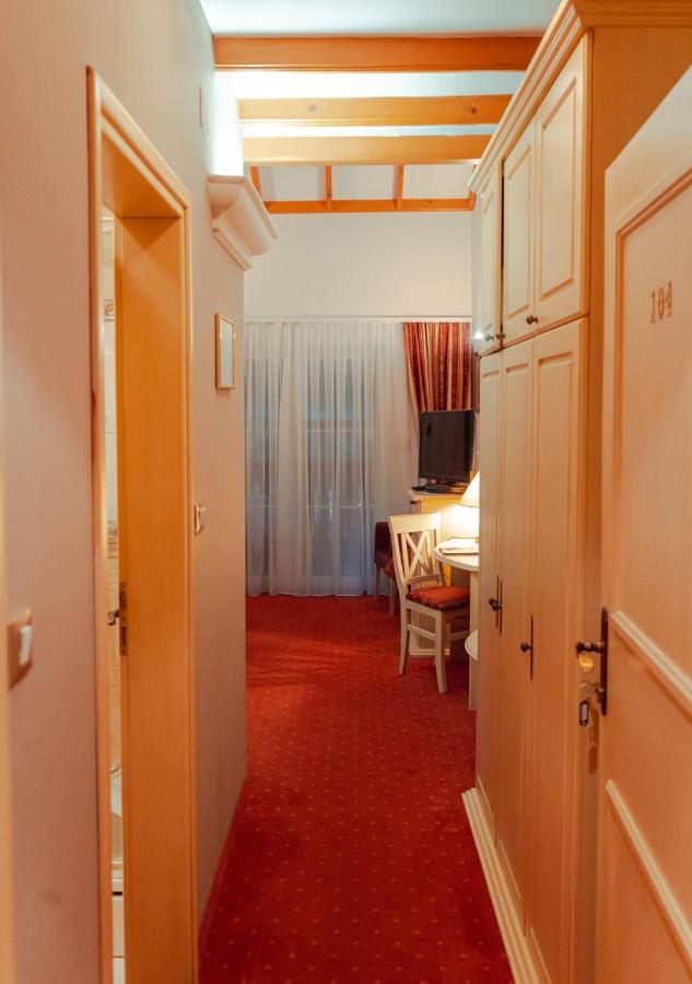 Hotel & Restaurant Se-Mi Veliko Trgovišće エクステリア 写真