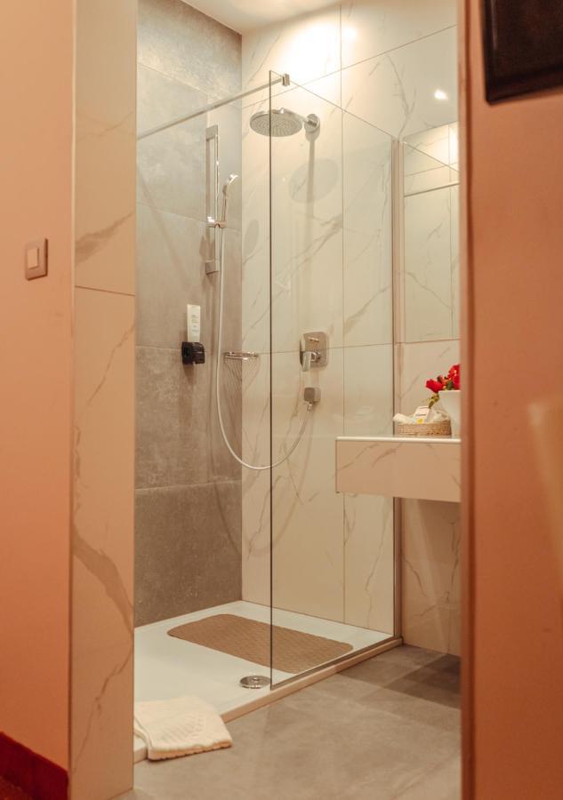 Hotel & Restaurant Se-Mi Veliko Trgovišće エクステリア 写真