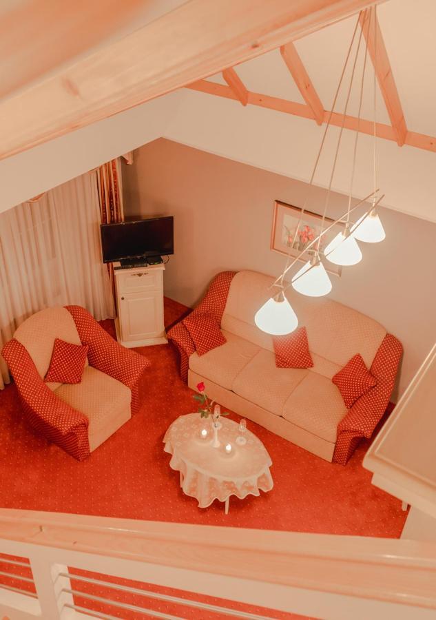 Hotel & Restaurant Se-Mi Veliko Trgovišće エクステリア 写真