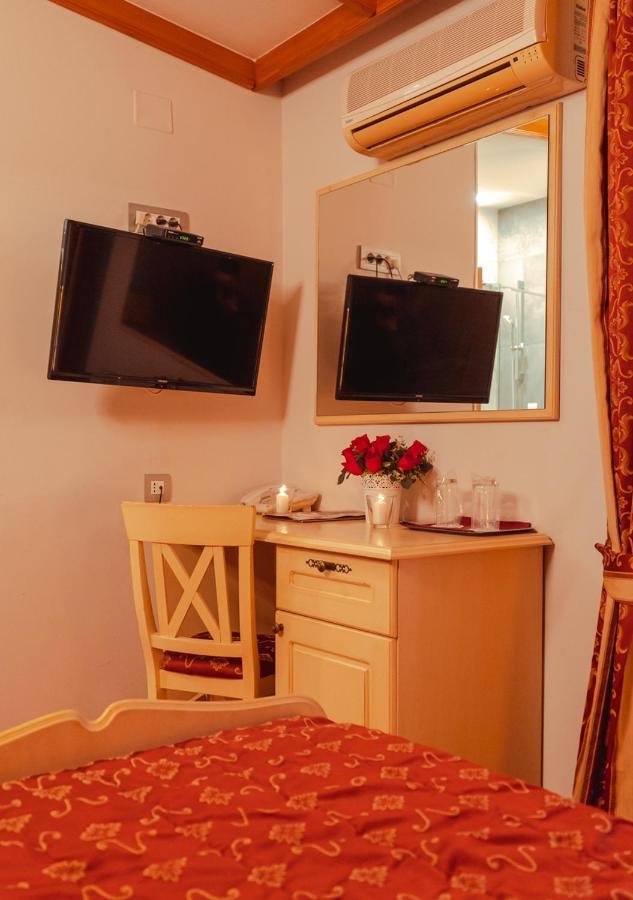 Hotel & Restaurant Se-Mi Veliko Trgovišće エクステリア 写真