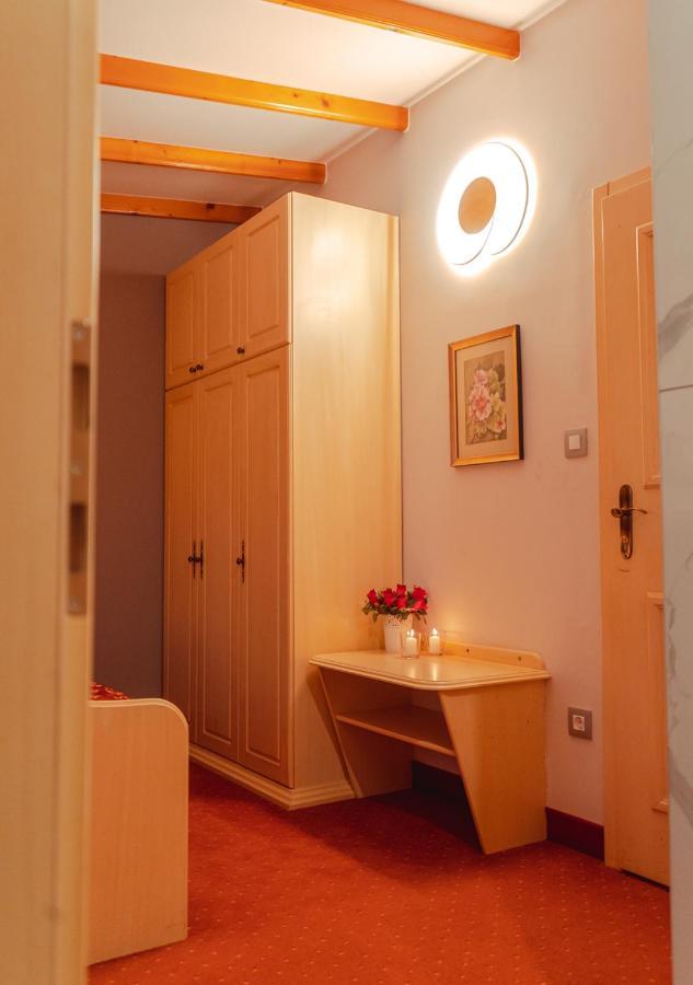 Hotel & Restaurant Se-Mi Veliko Trgovišće エクステリア 写真